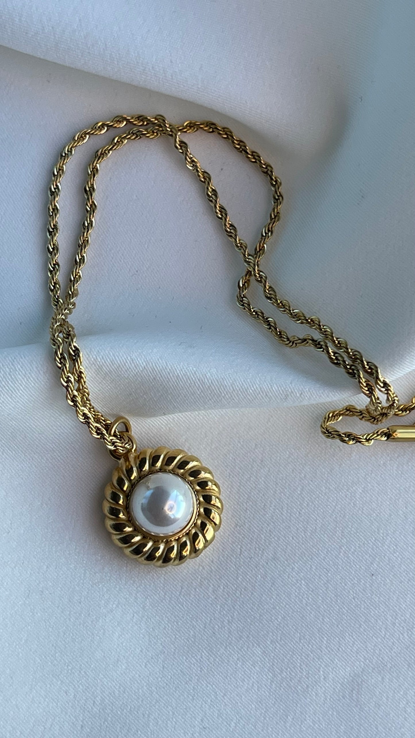 Pearl Gold Necklace