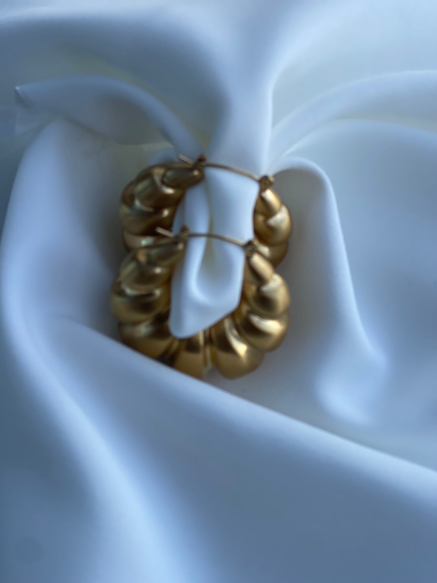 Yenny Chunky Gold Earrings