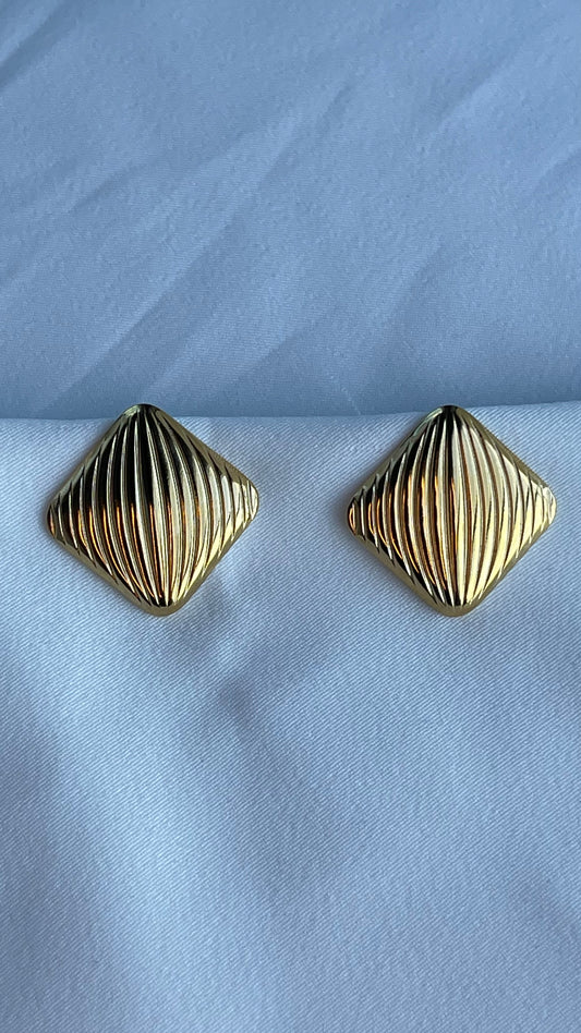 Laké Earrings