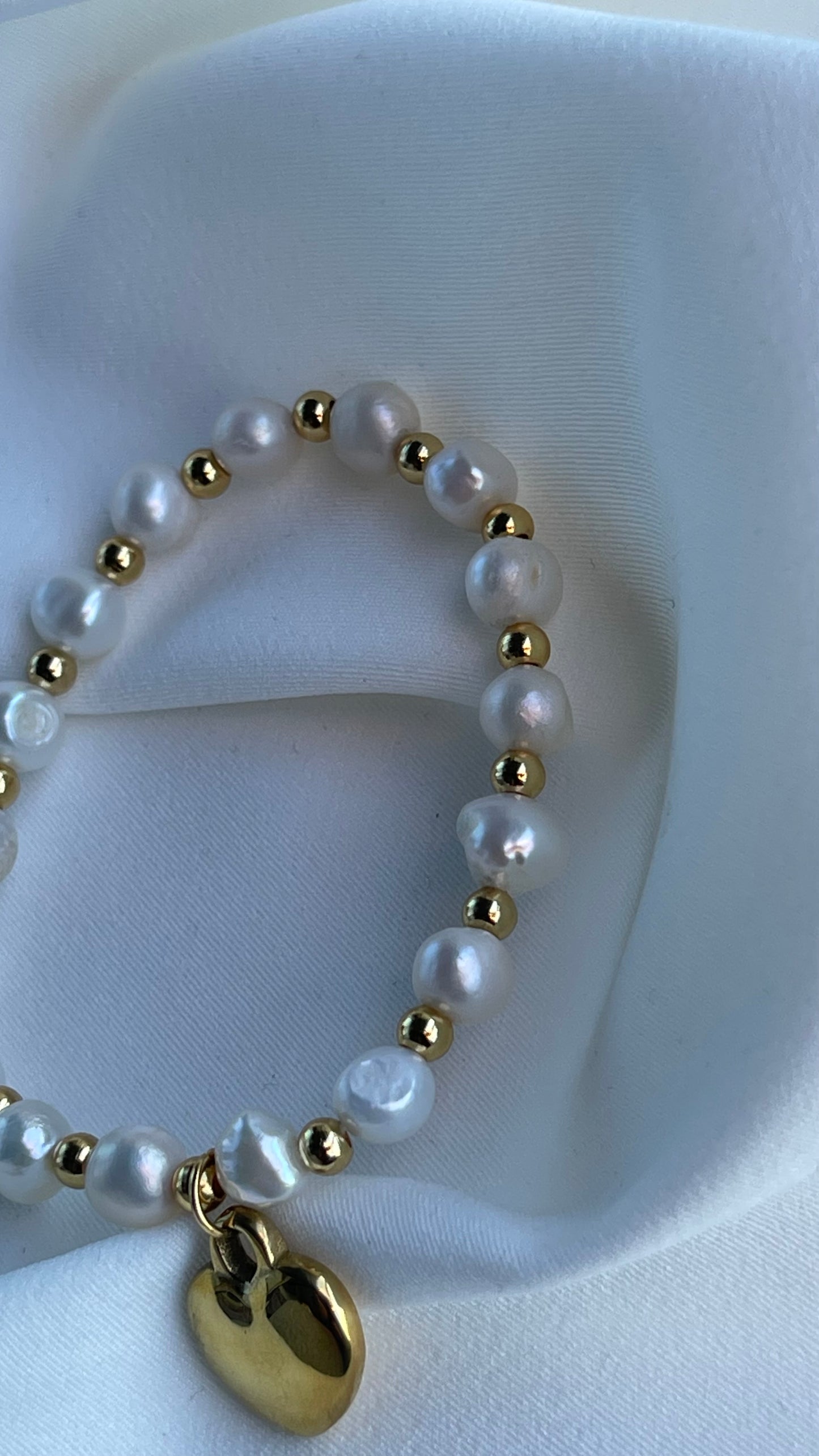 Freshwater pearl Love Charm Bracelet